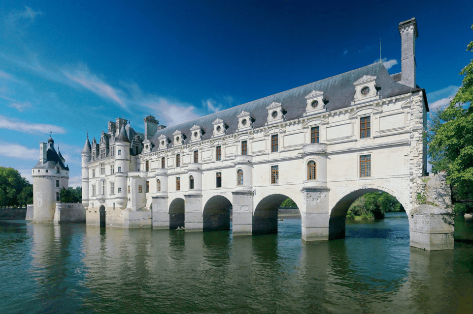 Chateau de Chenonceau Minecraft castle inspiration